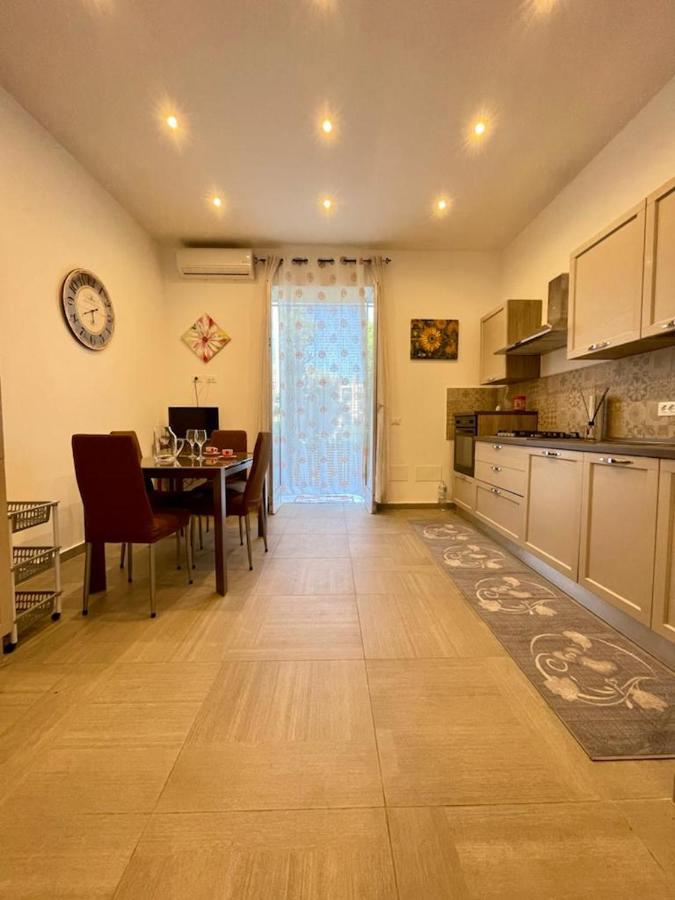 Lilibet Apartment Palermo Exteriör bild